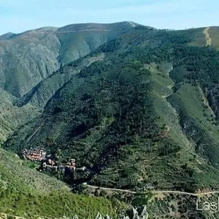 Rural Cristania Lantställe Caminomorisco