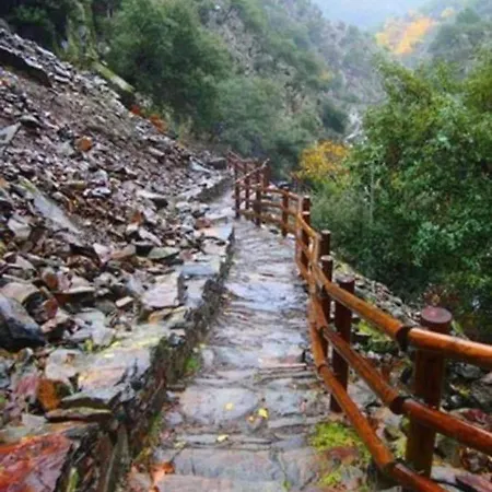 Rural Cristania * Caminomorisco